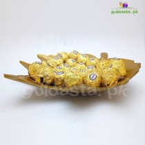 Chocolate With Beautiful Leave Tray